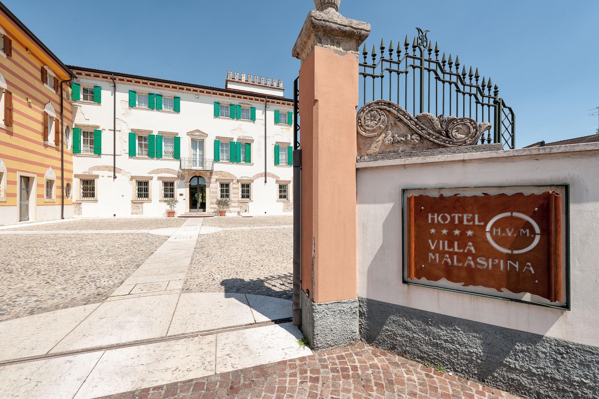 Malaspina 4* Castel d'Azzano