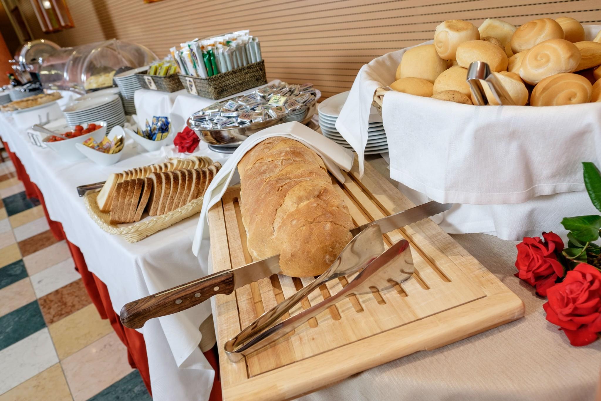 Hotel Malaspina Castel d'Azzano
