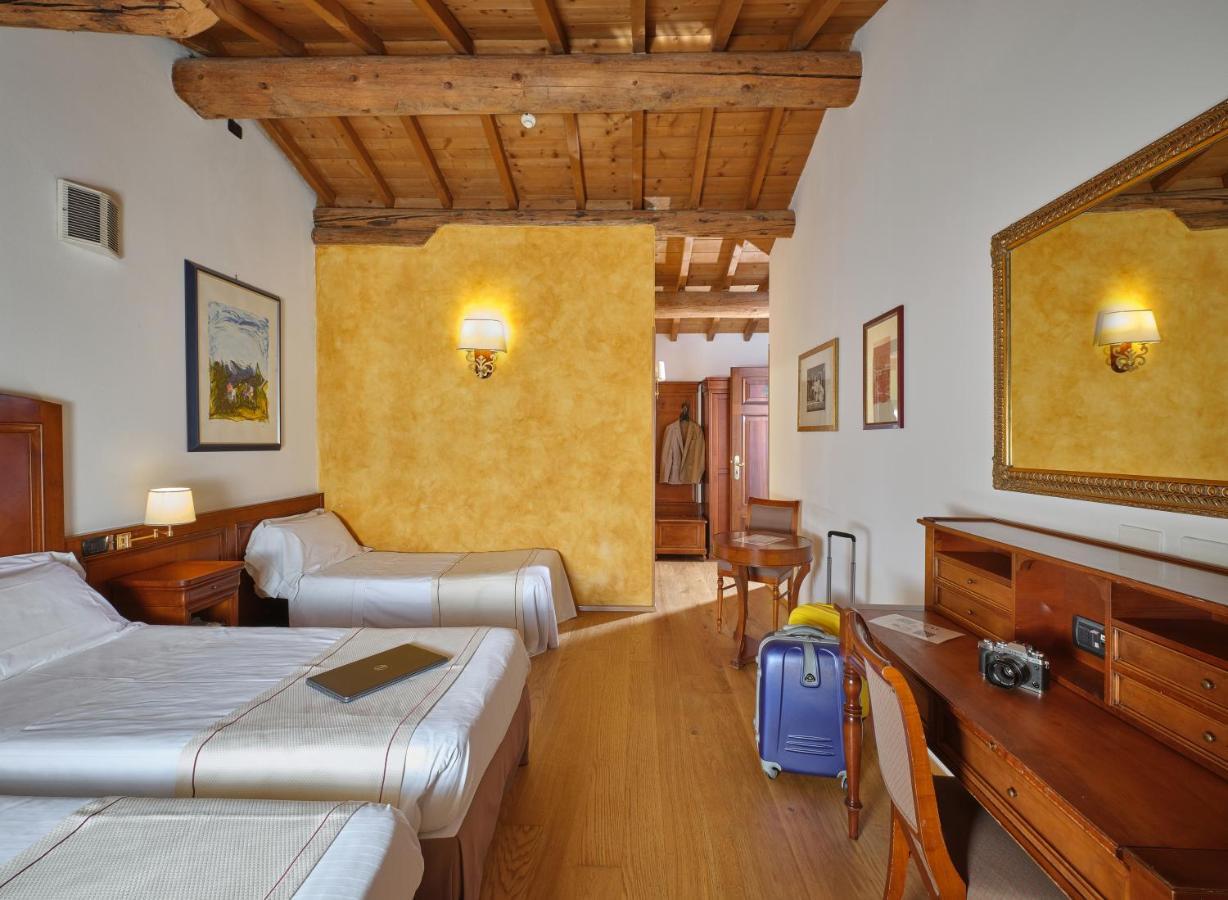 Malaspina Hotel Castel d'Azzano